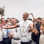 jayz-picasso-baby-behind-the-scenes-01_14431241010.jpg_article_gallery_slideshow_v2