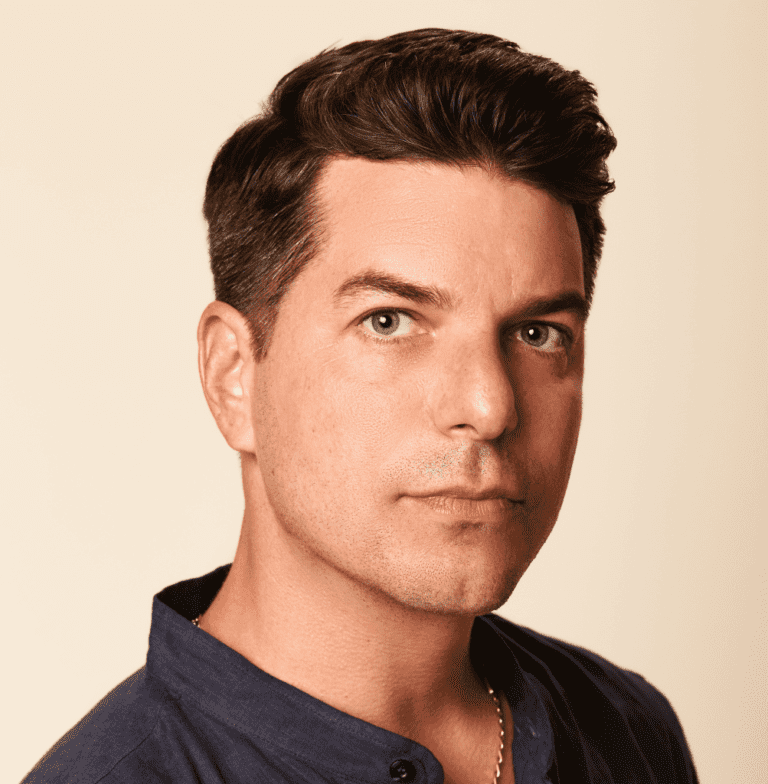 Mike Chester Promoted to EVP, Promotion & Commerce for Warner Records