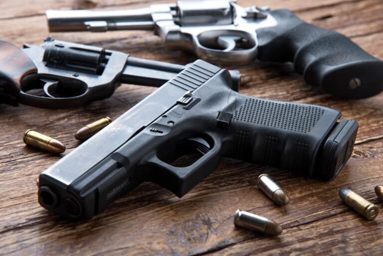 Gun Shop Burglaries Increase Illegal Street Weapons (video)