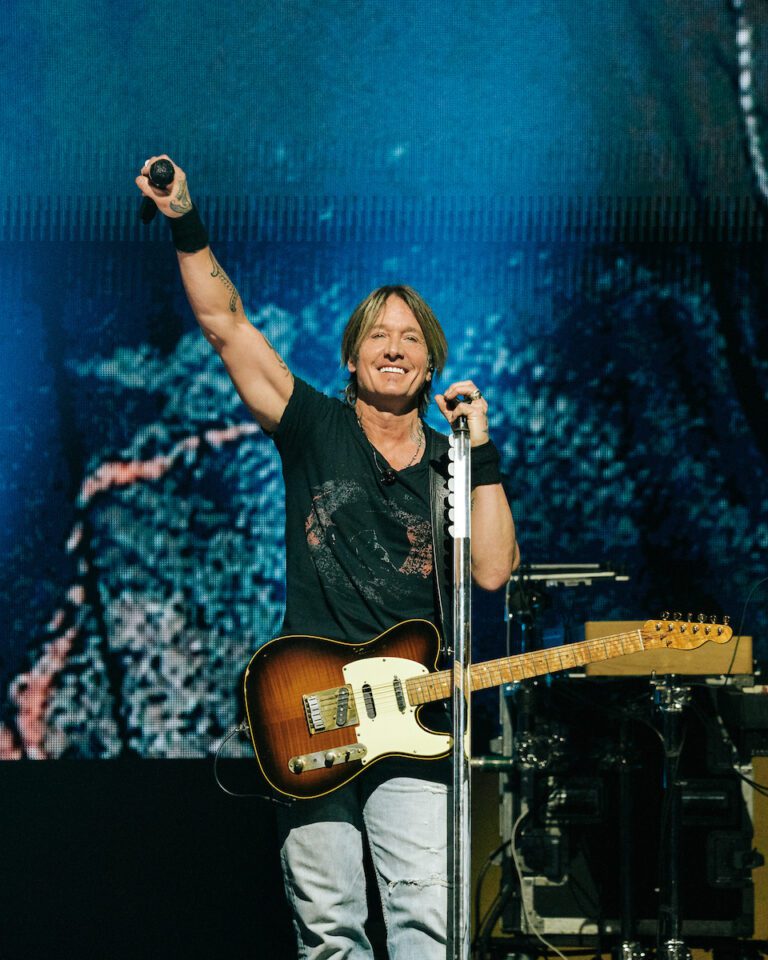 Keith Urban Steals Show at the 2024 iHeartCountry Festival (pics)